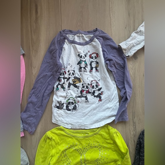 Lot of 9 girls size 6 long sleeve shirts - Picture 3 of 10